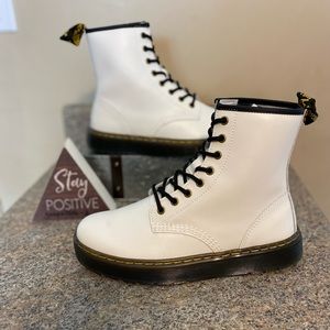 Dr. Martens‎ Zavala Combat Boots White Smooth Leather Womens size 9 New! B7